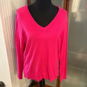 New With Tags Style & Co. Magenta V-Neck Sweater Size M
